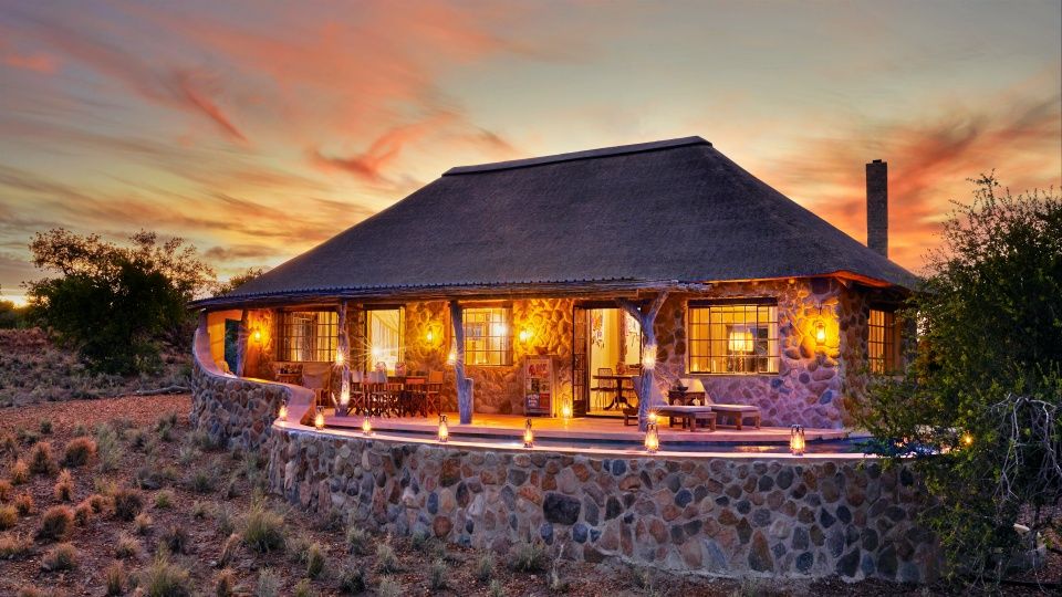 4-Day Bush Walk and Game Drive Safari at Geiger’s Campz