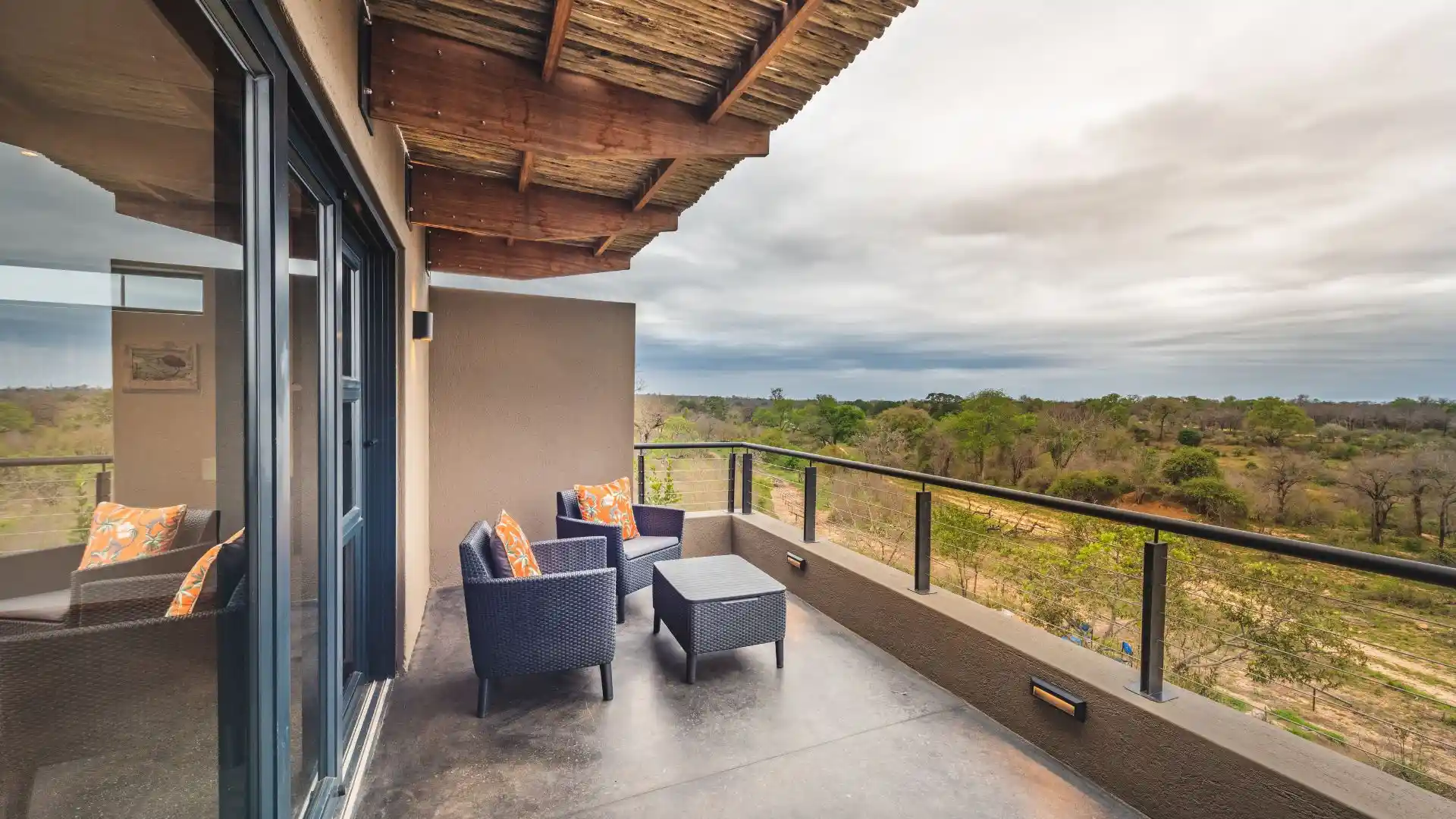 3 Day Luxury Kruger Safari – Elephant Point Lodge from Johannesburg
